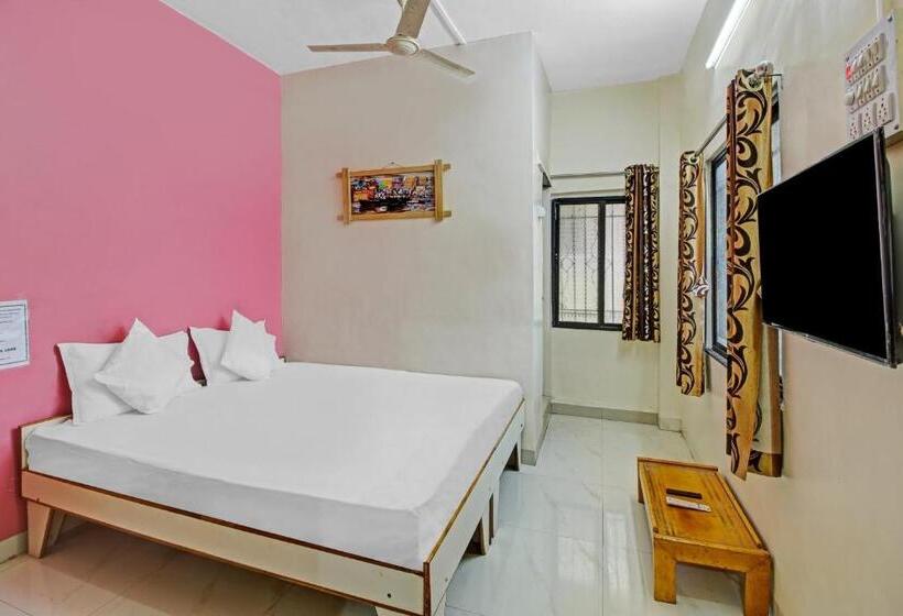 فندق Spot On Nisarg Lodge