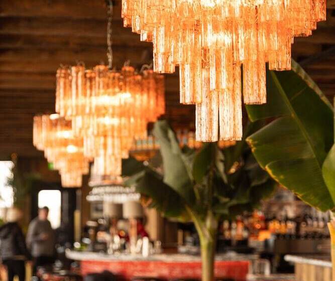 酒店 The Dean Galway