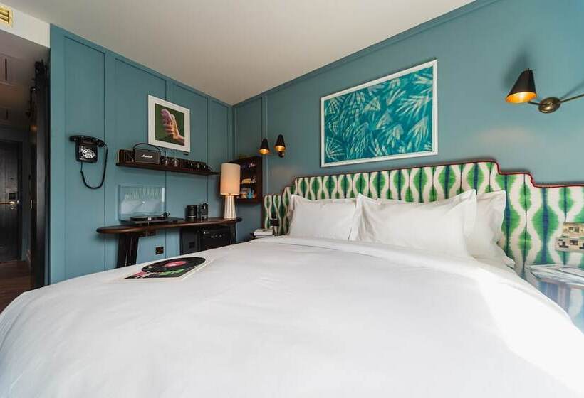 酒店 The Dean Galway