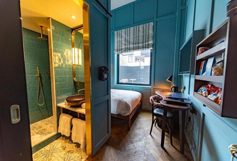 酒店 The Dean Galway