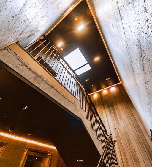 酒店 The Dean Galway