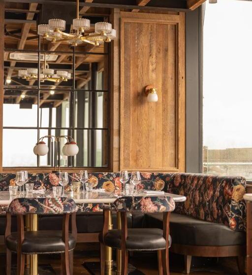 酒店 The Dean Galway