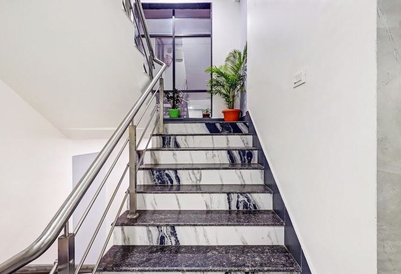 هتل Treebo Finesta Suites, Nagpur Airport