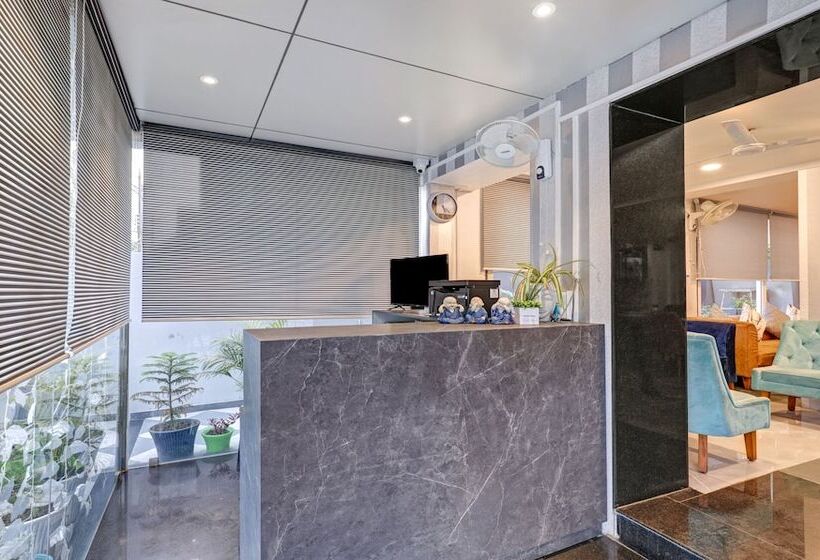 هتل Treebo Finesta Suites, Nagpur Airport