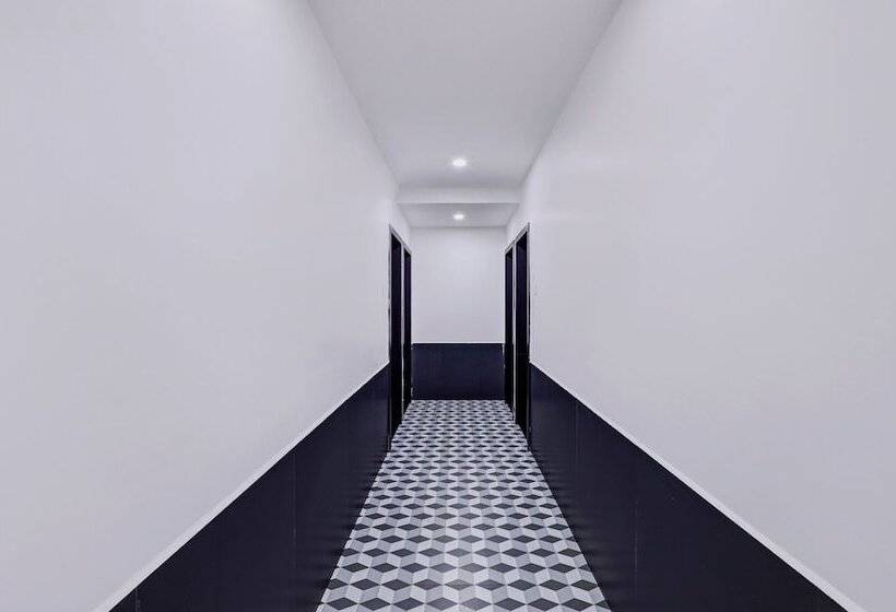 هتل Treebo Finesta Suites, Nagpur Airport