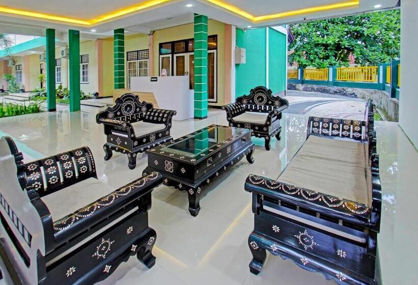 פנסיון Guest House Universitas Mataram