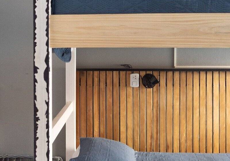 پانسیون Hostel La Casa De Li   En