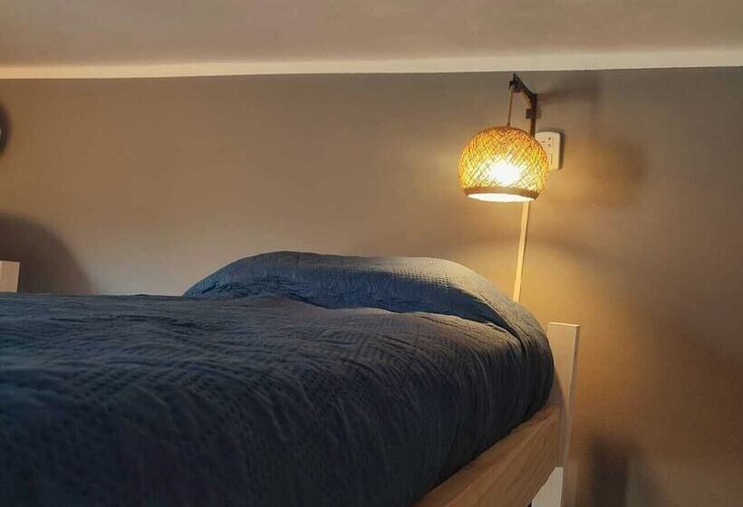 پانسیون Hostel La Casa De Li   En