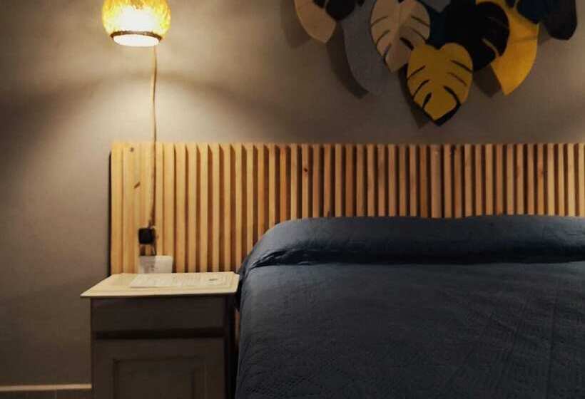 پانسیون Hostel La Casa De Li   En