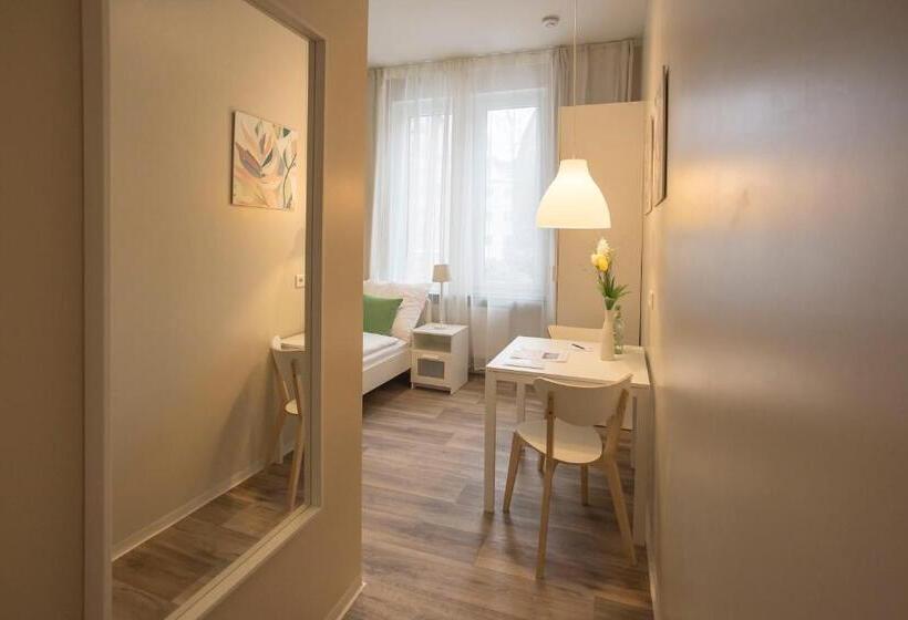 بنسيون Guesthouse Köhn51, Zentral Gelegene, Stilvoll Eingerichtete Zimmer Mit Eigener Teeküche