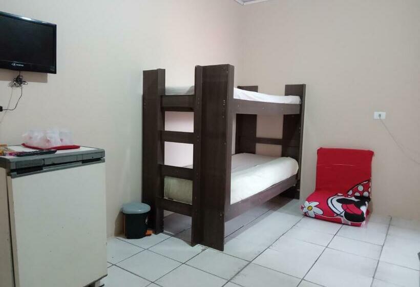 بنسيون Pousada Fênix,com Piscina  250 Metros Da Praia