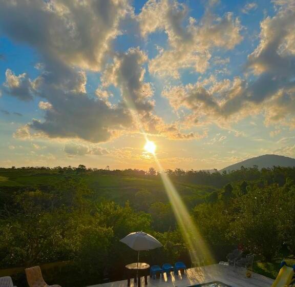 Пансион Recanto Dos Passáros Penedo Rj