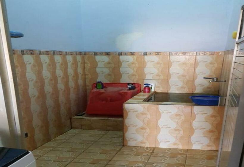 펜션 Rumah Kos Qia Syariah