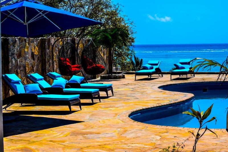 Пансион Sea Crest Hotel Zanzibar