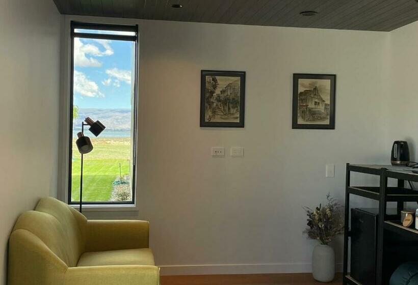 Pisa House Lakefront Boutique B&b