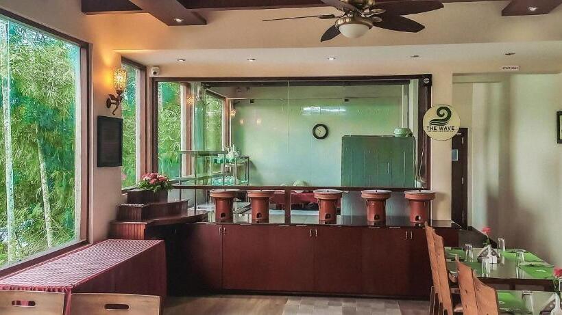 The Wave Lakeview Resort & Spa