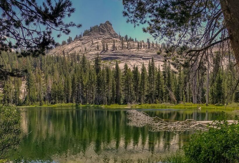 호스텔 Genas S Sierra Inn & Restaurant