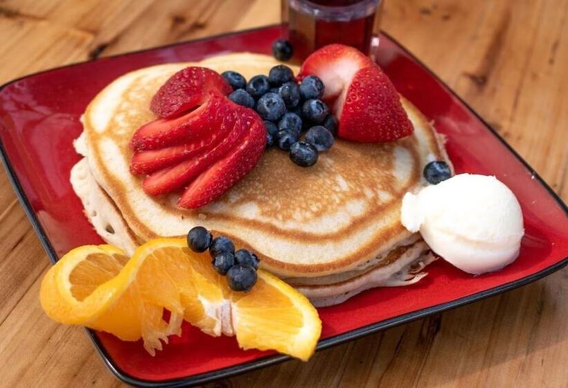 호스텔 Genas S Sierra Inn & Restaurant