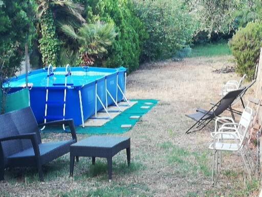 تختخواب و صبحانه Ca  Clémentine