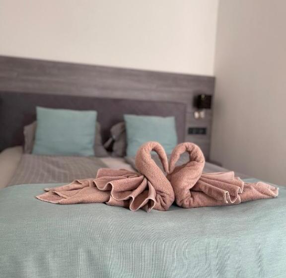 تختخواب و صبحانه Duna Centroom