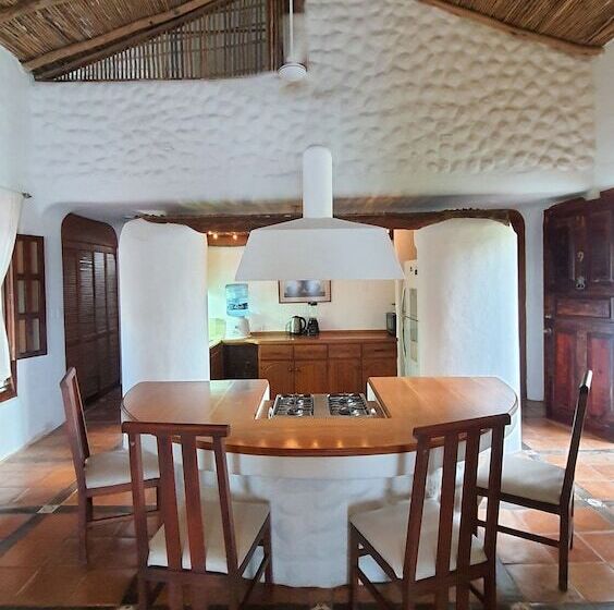 تختخواب و صبحانه Hippie Villa Cancun
