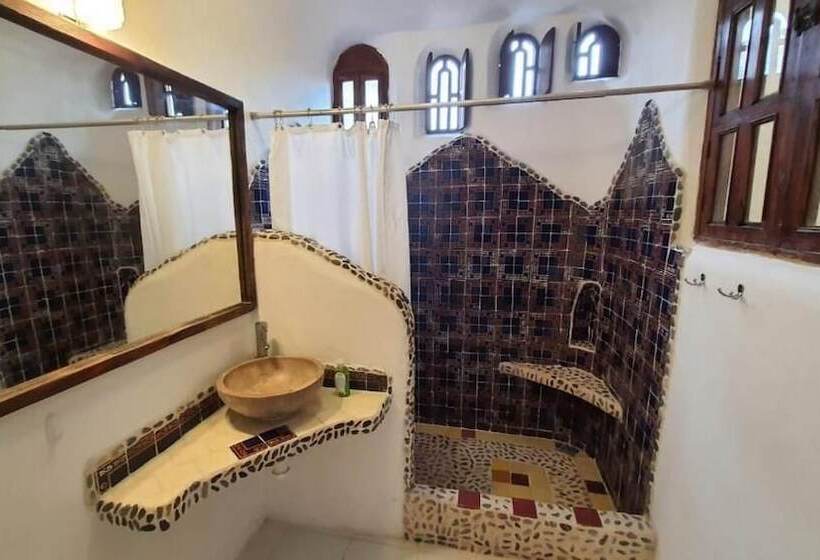 تختخواب و صبحانه Hippie Villa Cancun