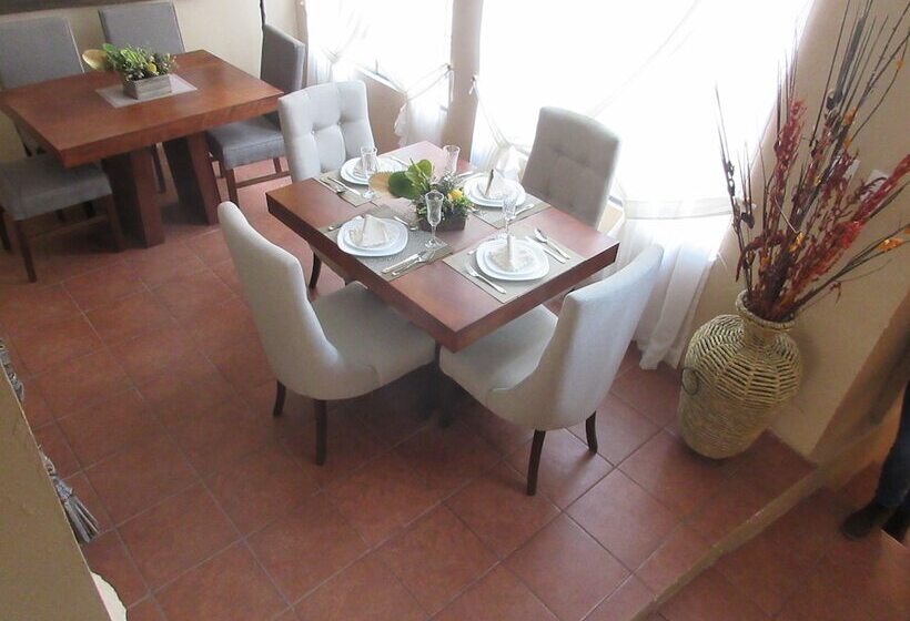 בית מלון כפרי Casa De Las Escaleras