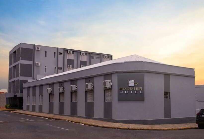 ホテル Premier