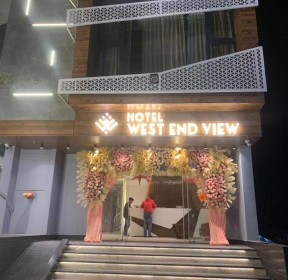 בית מלון כפרי West End View