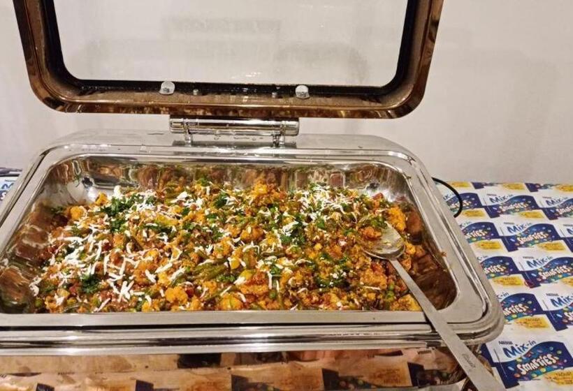 בית מלון כפרי West End View