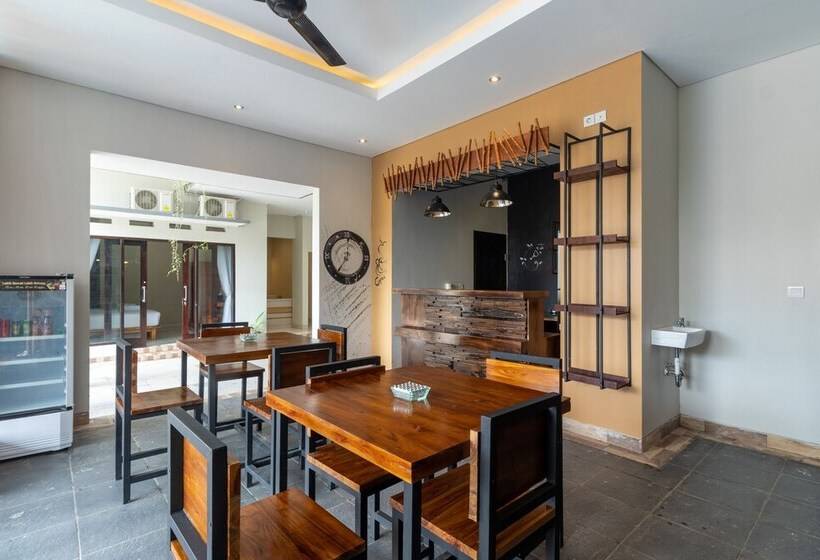 פנסיון Josh Guest House