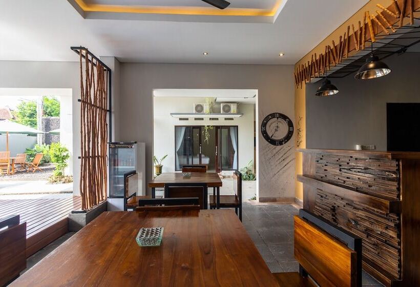 פנסיון Josh Guest House