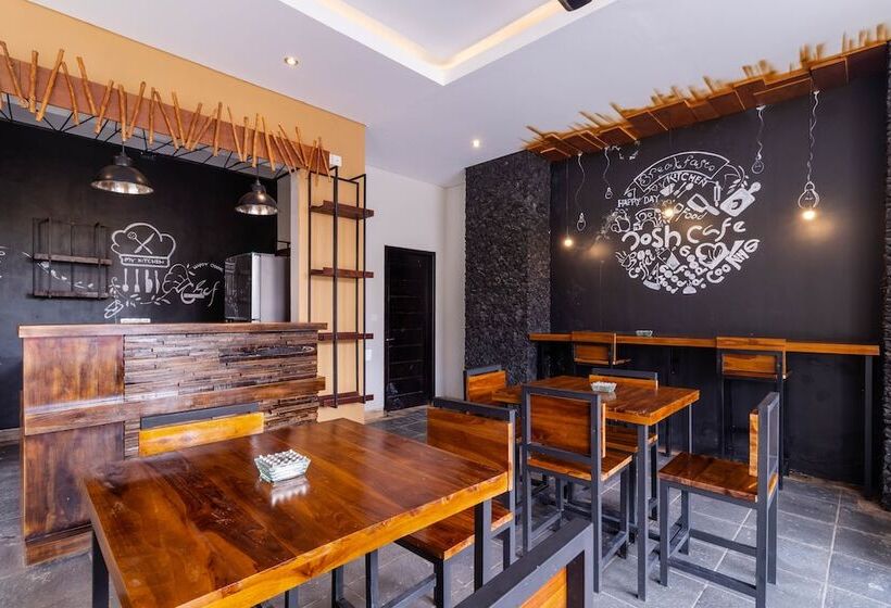 פנסיון Josh Guest House