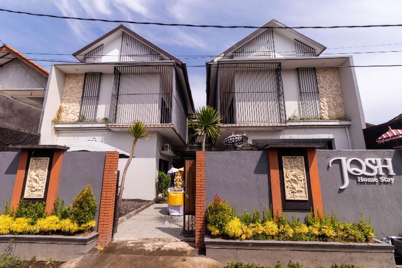 פנסיון Josh Guest House