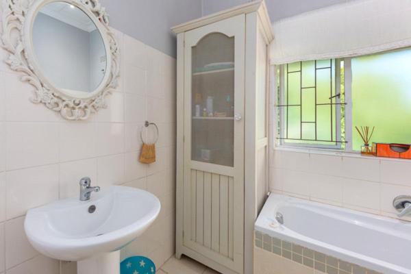 פנסיון Sarah S Place  Heatherlands,george