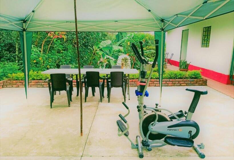 ペンション Urapan Del Rio   Finca Campestre Junto Al Rio