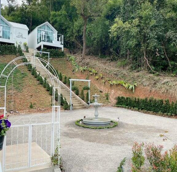 La Maison Blanche Chiang Rai Resort