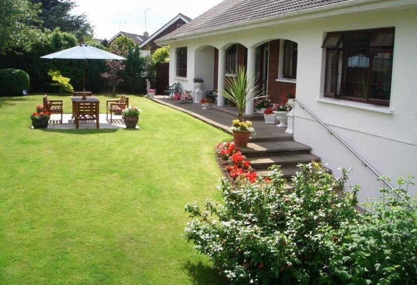 צימר Athlumney Manor Guest Accommodation