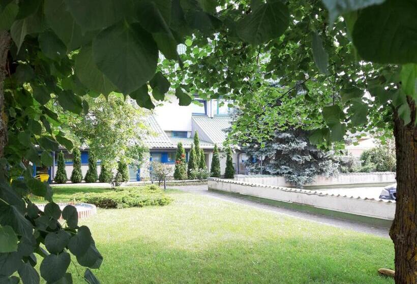 בית מלון כפרי Best Palanga