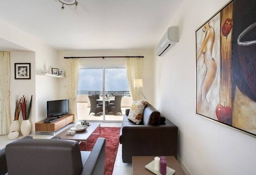 Club Coral View Resort