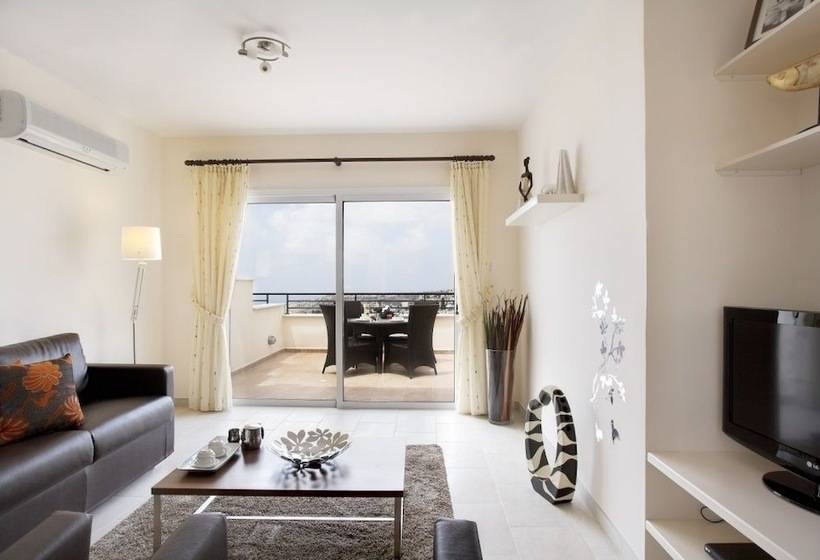 Club Coral View Resort