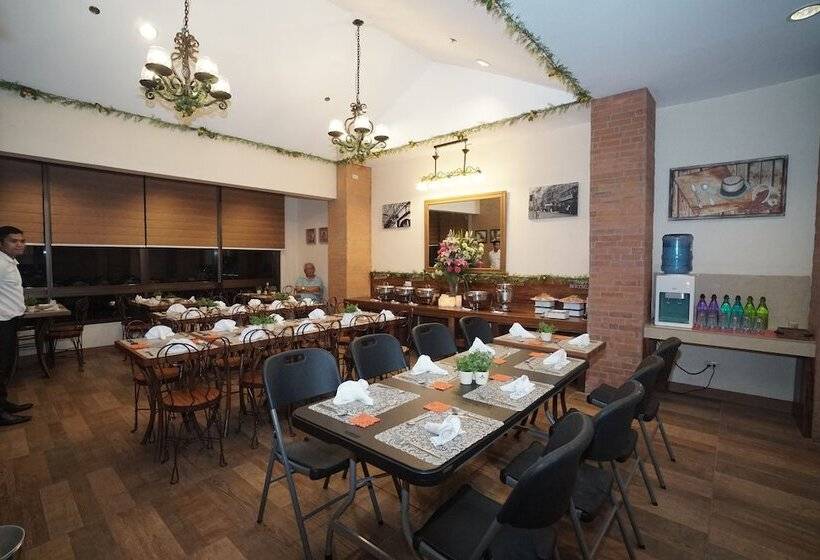 Отель 1775 Adriatico Suites