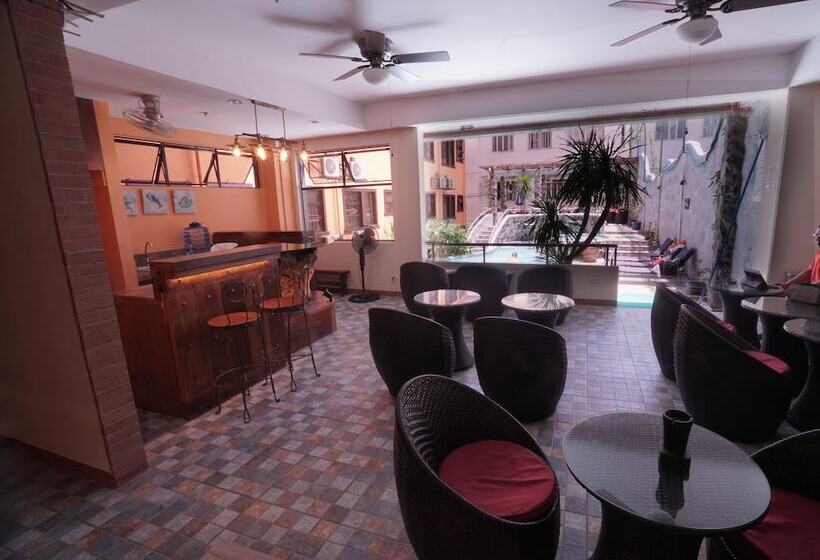 Отель 1775 Adriatico Suites