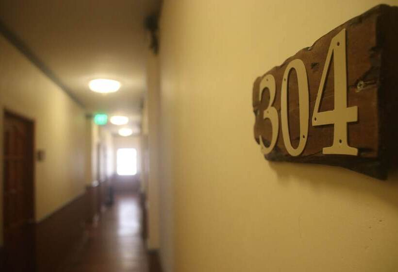 Отель 1775 Adriatico Suites