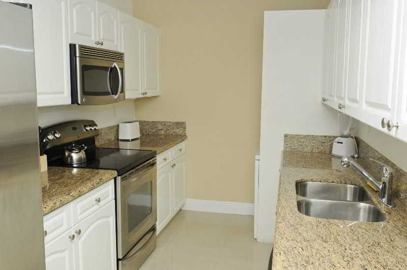 فندق 3 Bedroom Condo With Towering Views