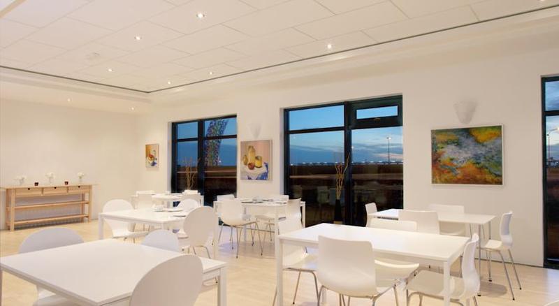 Aurora Hotel At Reykjavik Keflavik Airport Terminal Kef