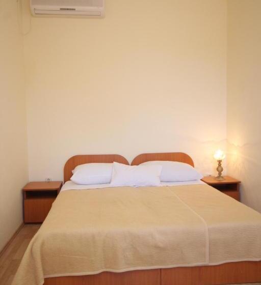 Отель Apartments And Rooms With Parking Space Mlini, Dubrovnik 8835