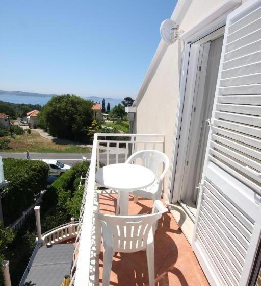 Отель Apartments And Rooms With Parking Space Mlini, Dubrovnik 8835