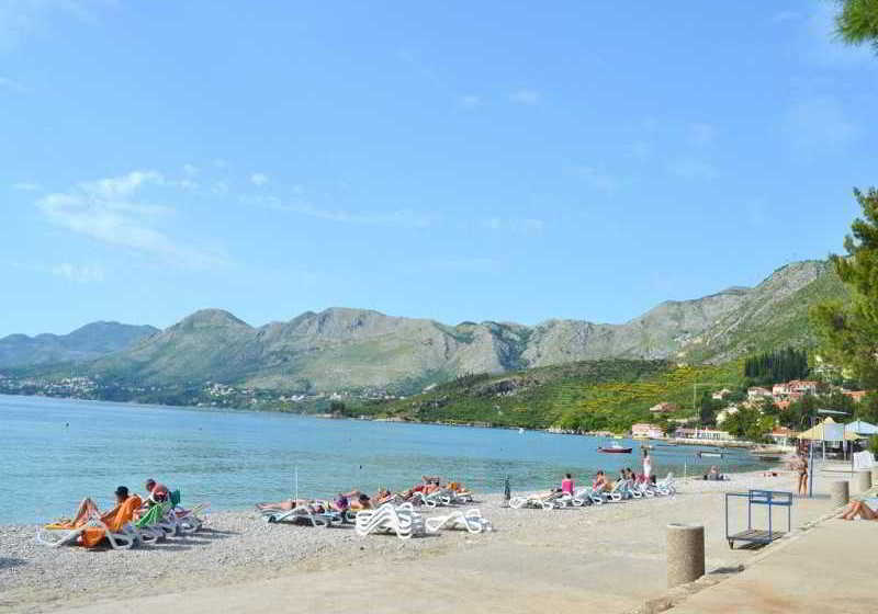 ホテル Apartments Zecevic