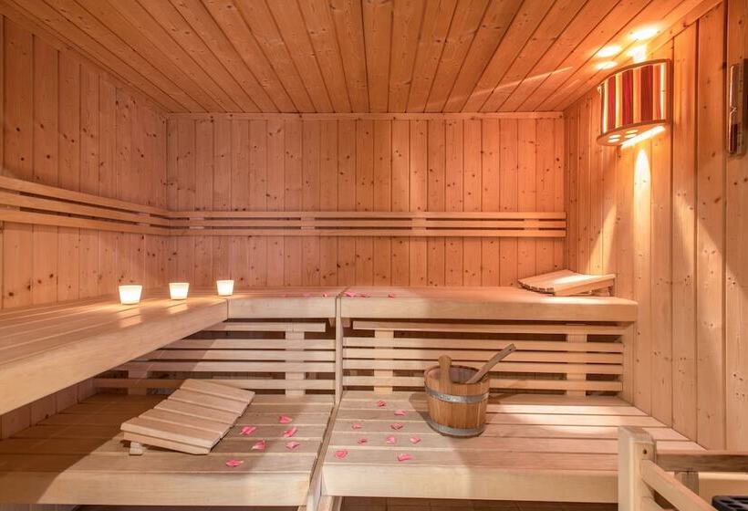 هتل Appart’city Confort Vannes